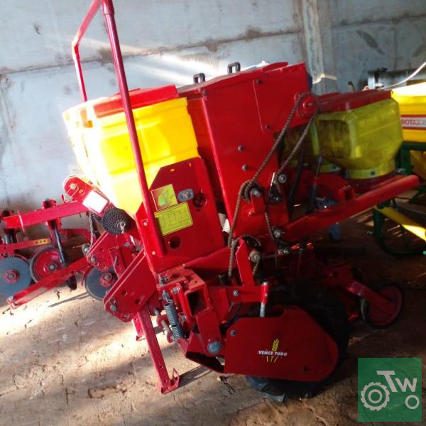 https://tratorbr.com.br/images/machinery/65df80f589f1bWhatsApp Image 2024-02-28 at 15.27.23.jpeg